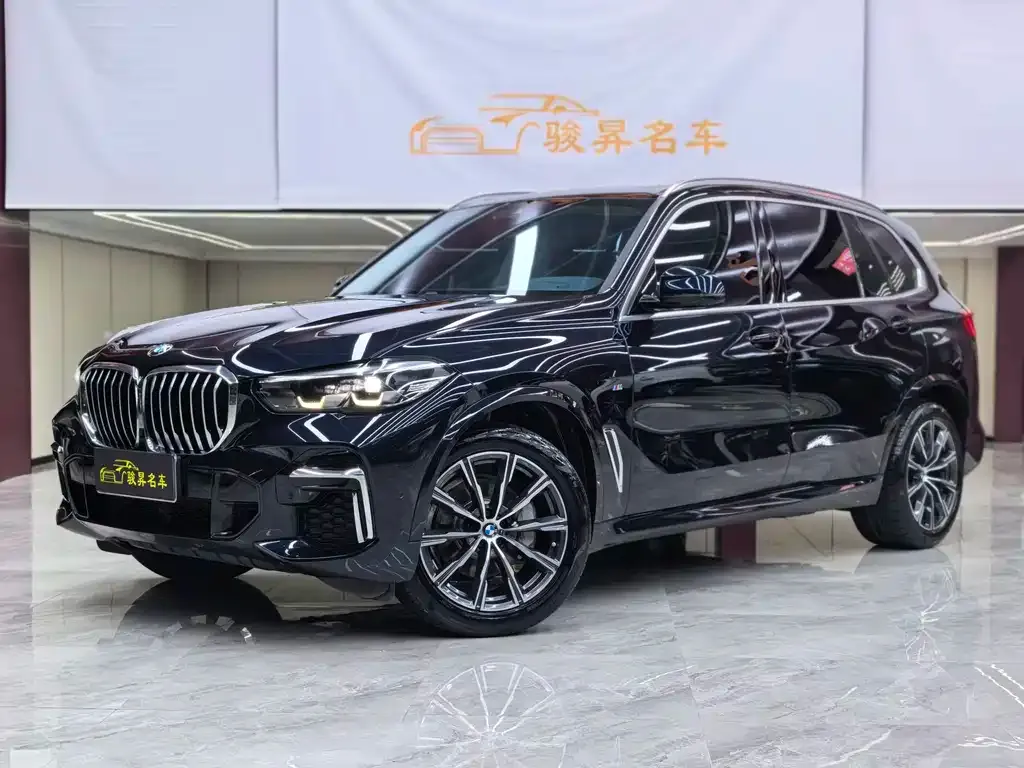 BMW X5 — фото 1