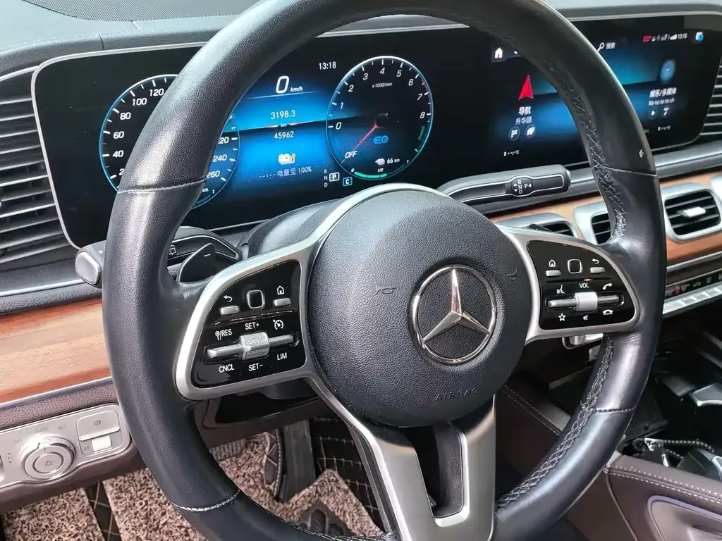 Mercedes-Benz GLE New Energy — фото 3