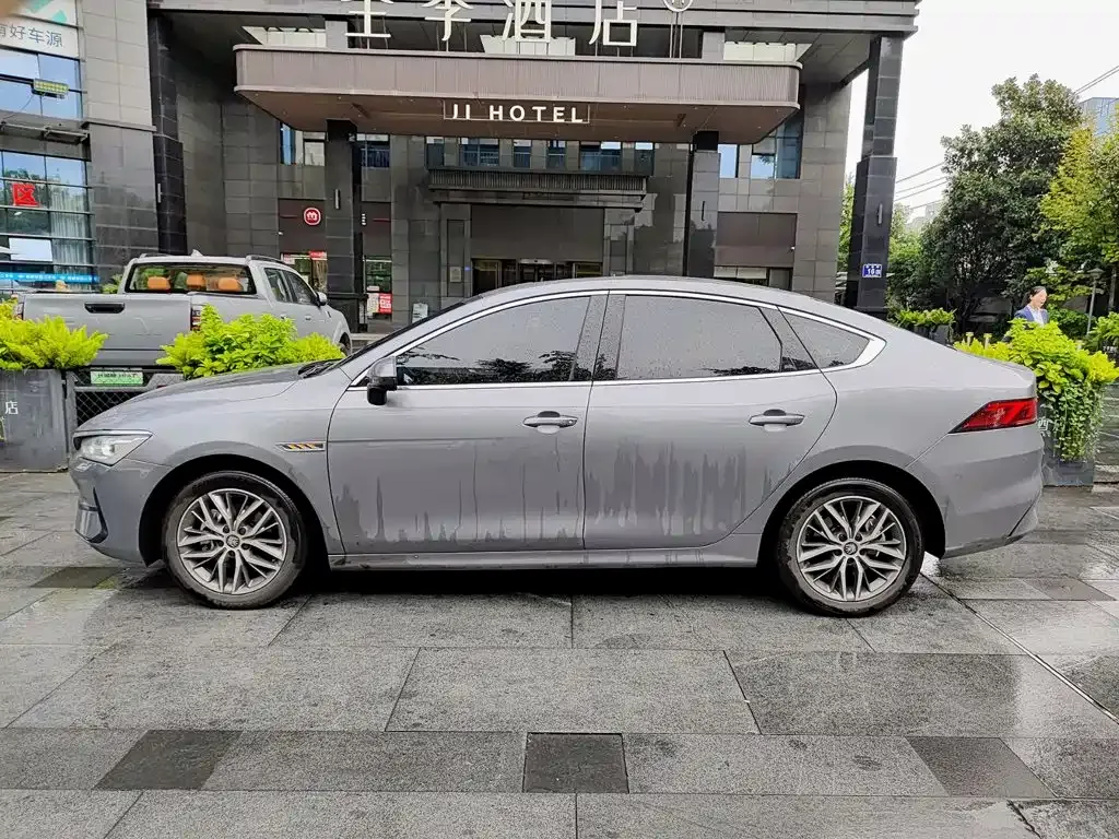 BYD Qin PLUS — фото 9