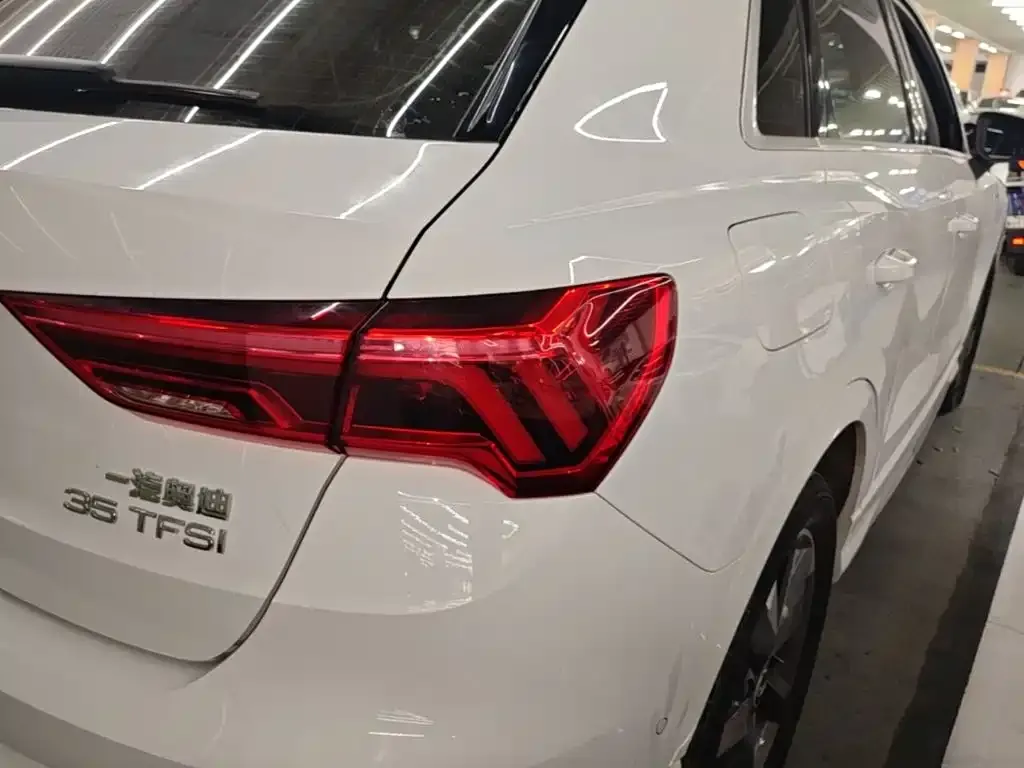 Audi Q3 — фото 2