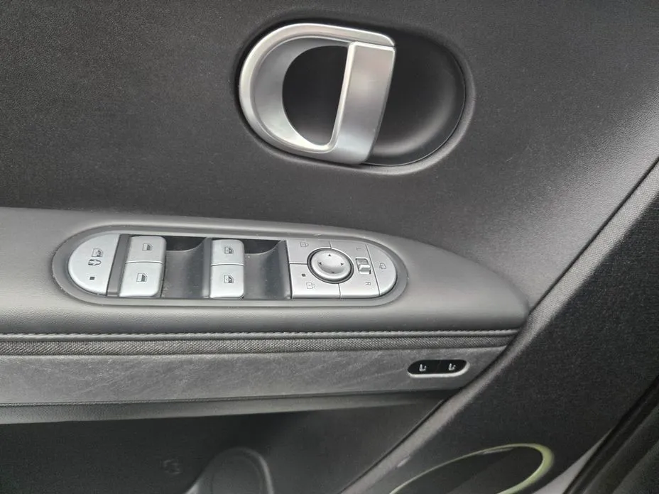 Hyundai Ioniq5 — фото 3