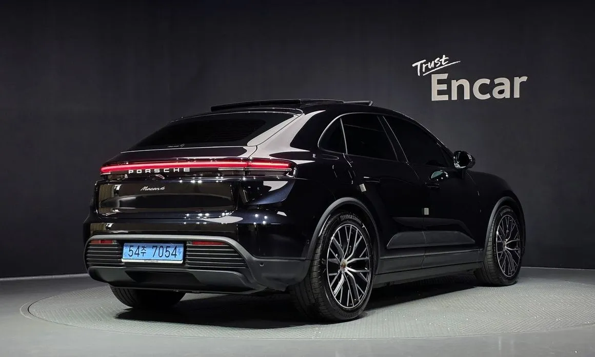 Porsche Macan — фото 4