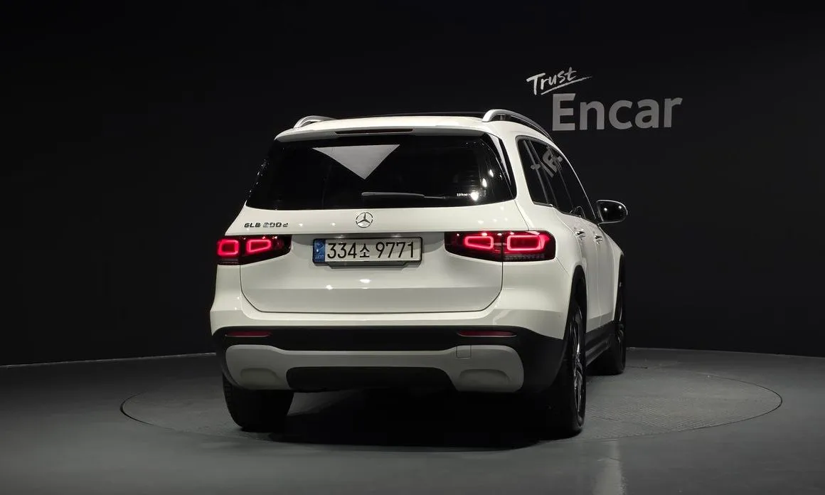 Mercedes-Benz GLB-Class — фото 3
