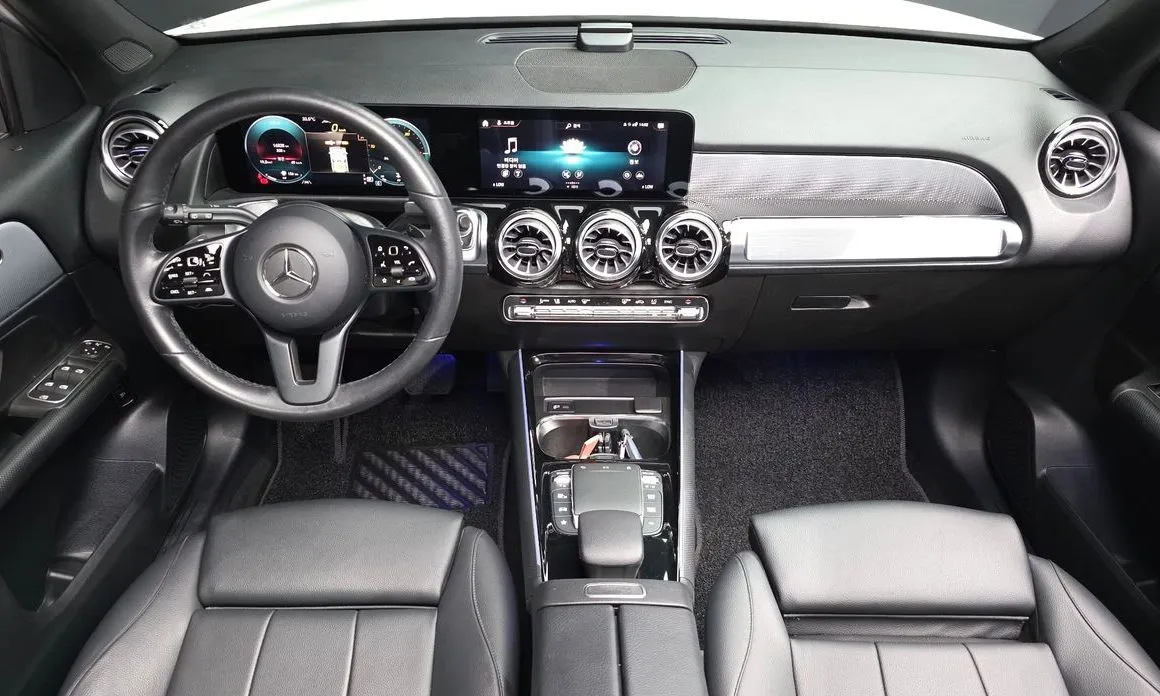 Mercedes-Benz GLB-Class — фото 10