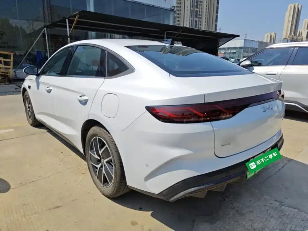 BYD Qin L — фото 7