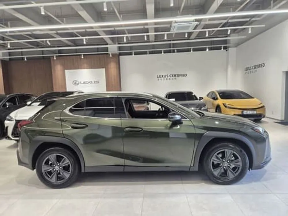 Lexus UX — фото 9
