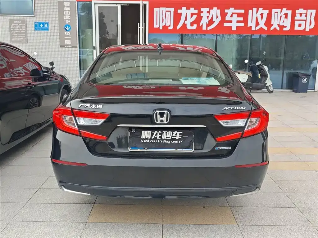 Honda Accord — фото 3