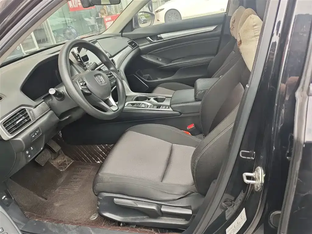 Honda Accord — фото 2