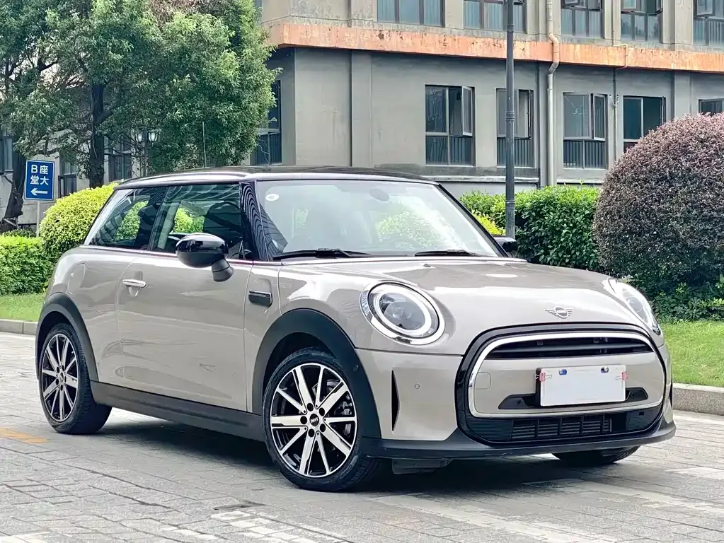 MINI Cooper (3-door) — фото 10