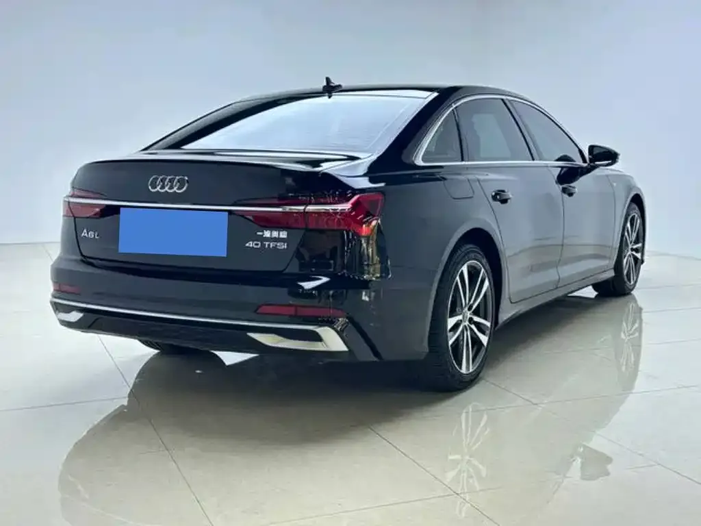 Audi A6L — фото 5