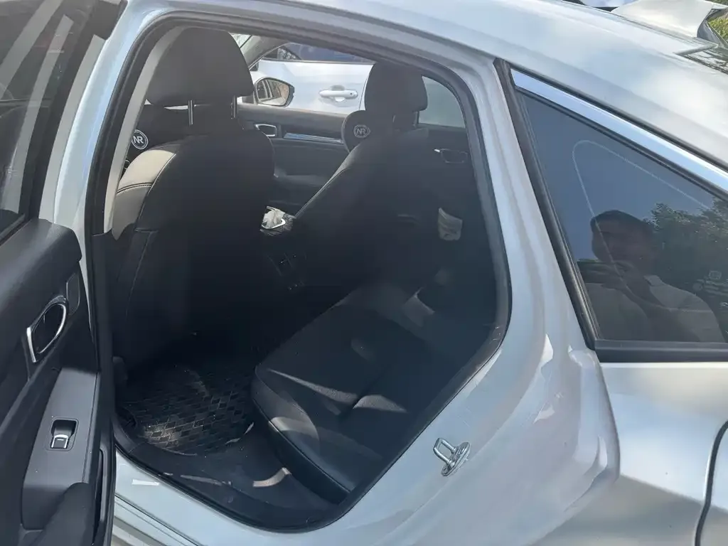 Honda Civic — фото 2