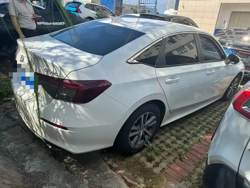 Honda Civic — фото 7