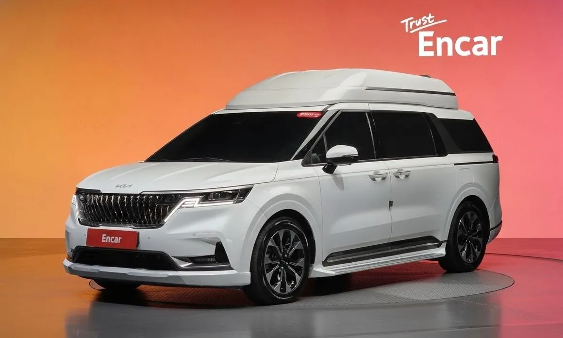 Kia Carnival — фото 1
