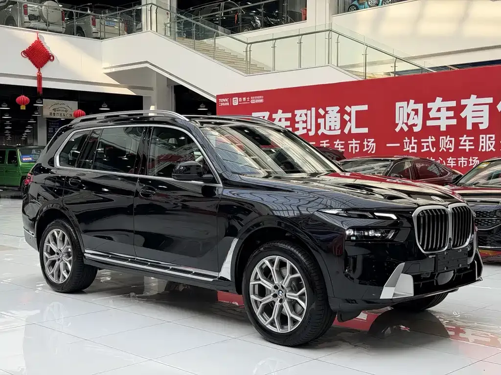 BMW X7 — фото 6