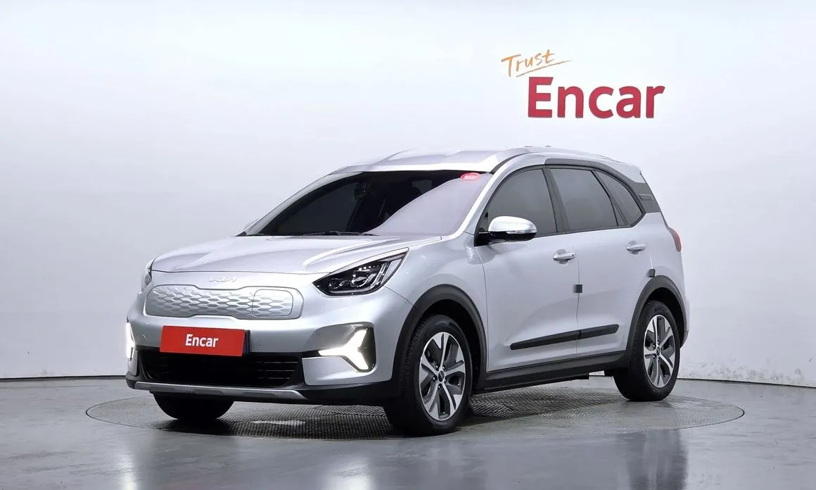 Kia Niro — фото 1
