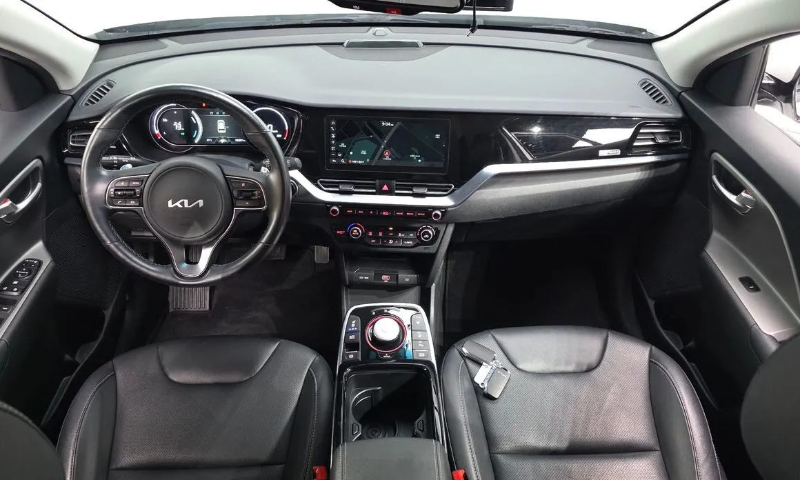 Kia Niro — фото 9