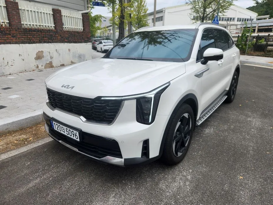 Kia Sorento — фото 1