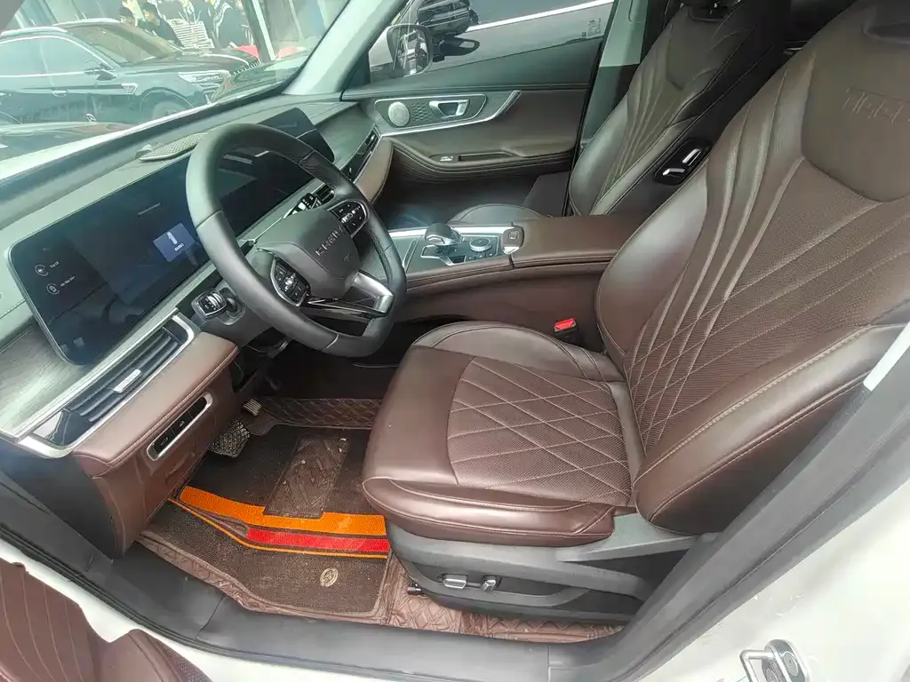 Chery Tiggo 8 — фото 10