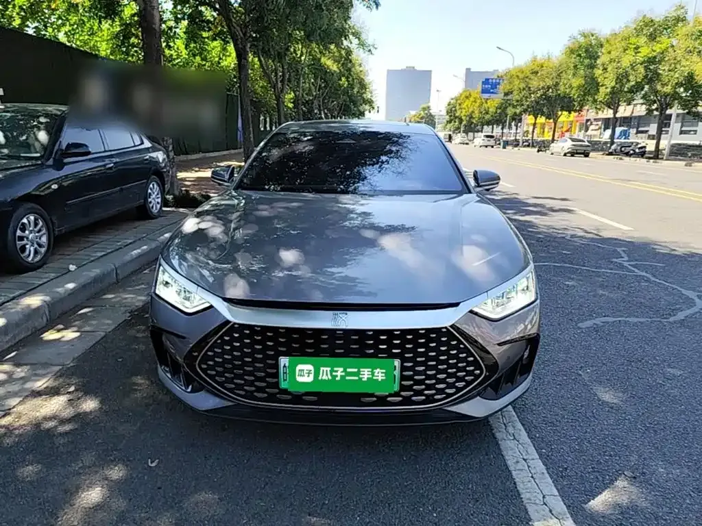 BYD Han — фото 10