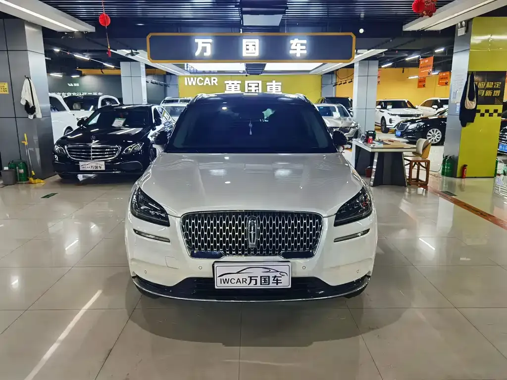 Lincoln Corsair — фото 1