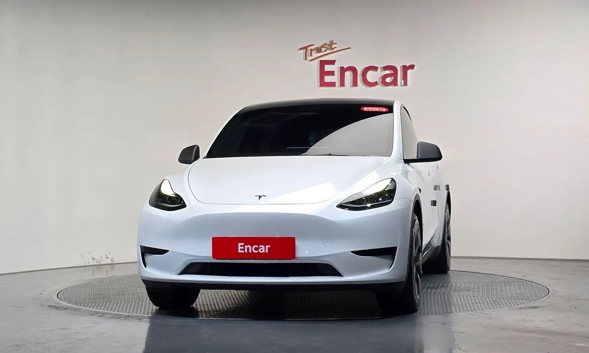 Tesla Model Y — фото 5