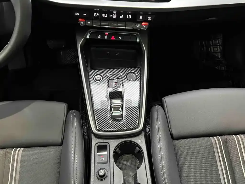 Audi A3 — фото 10