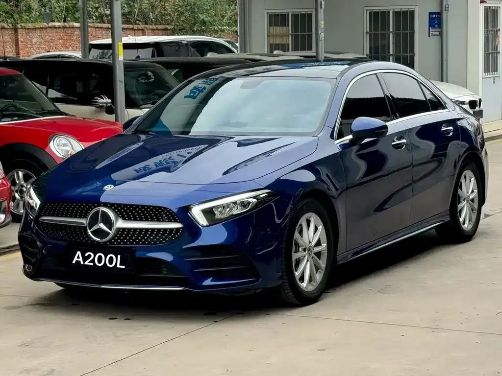 Mercedes-Benz A-Class — фото 1