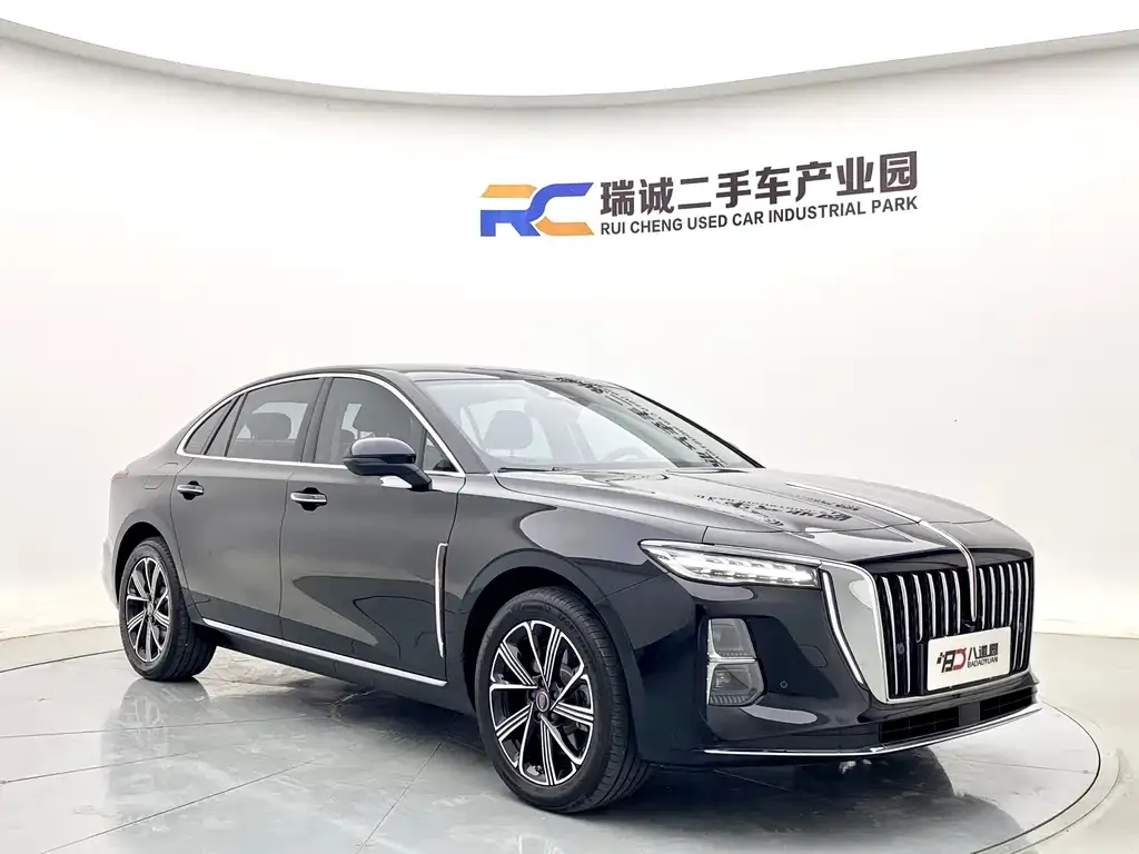 Hongqi H5 PHEV — фото 10