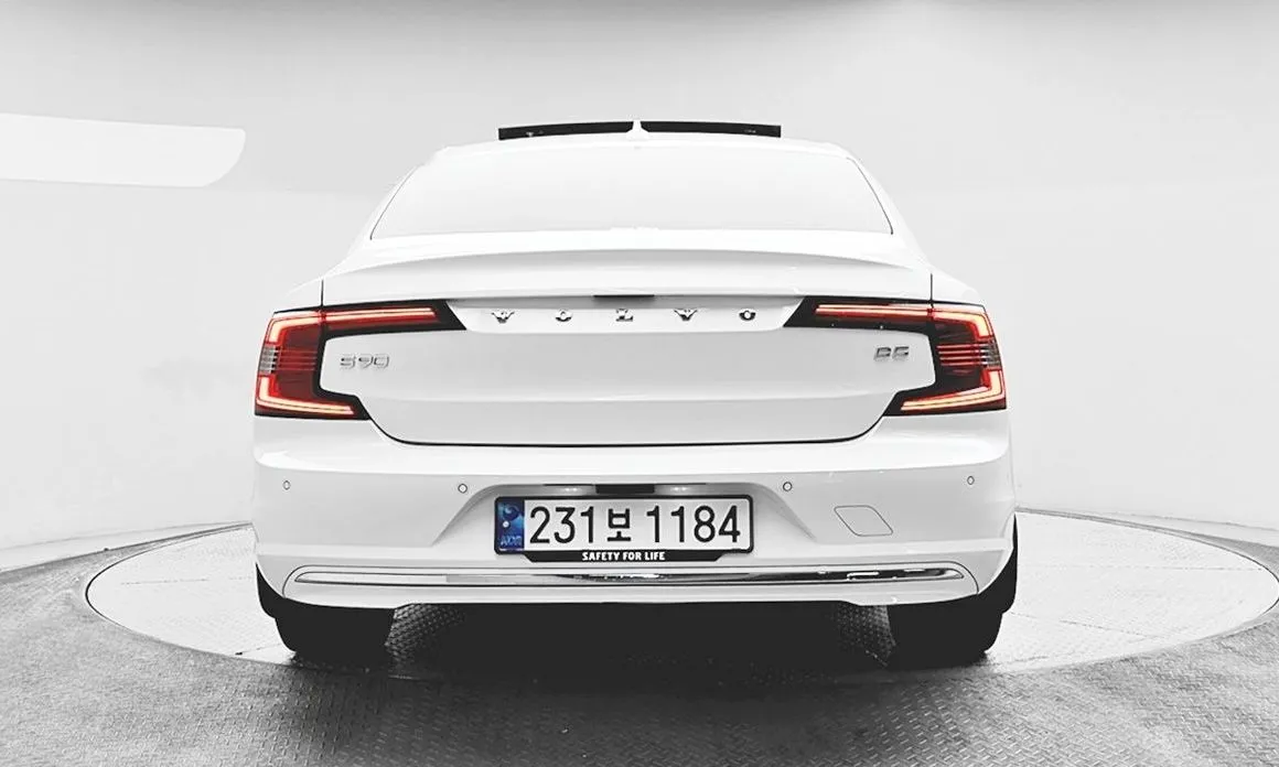 Volvo S90 — фото 5