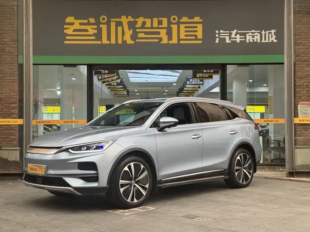 BYD Tang New Energy — фото 1