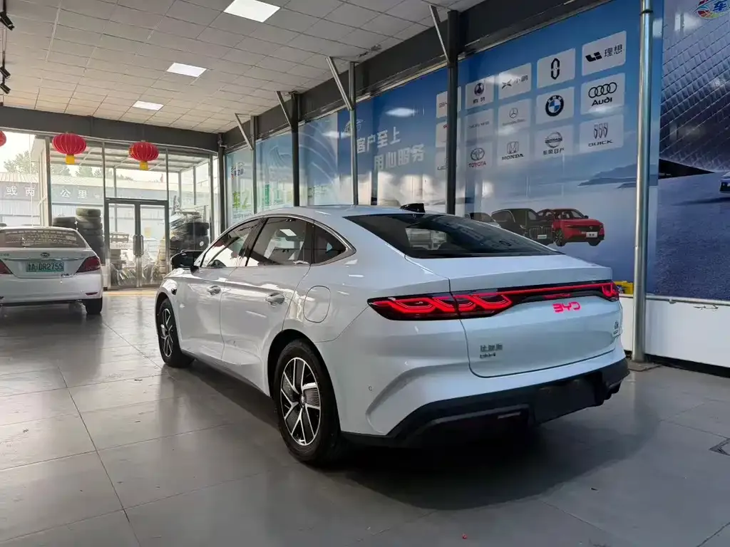 BYD Qin L — фото 2