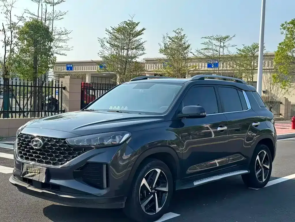 Hyundai ix35 — фото 1
