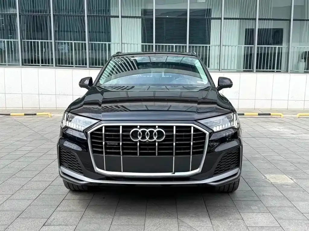 Audi Q7 — фото 7