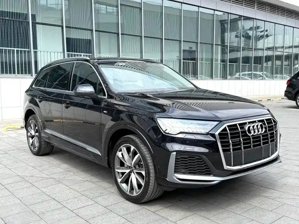 Audi Q7 — фото 5