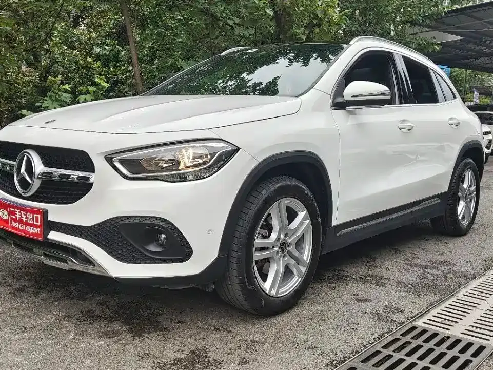 Mercedes-Benz GLA — фото 1