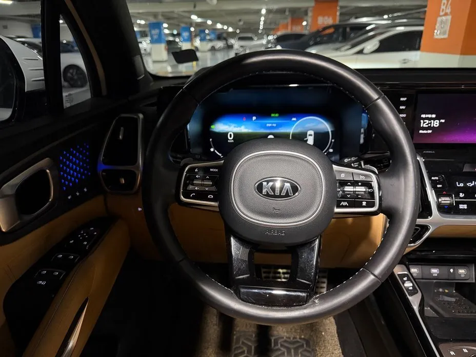 Kia Sorento — фото 6