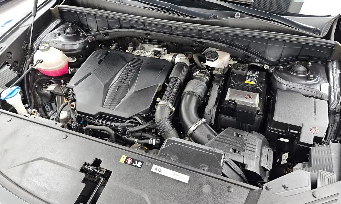 Kia Sorento — фото 7