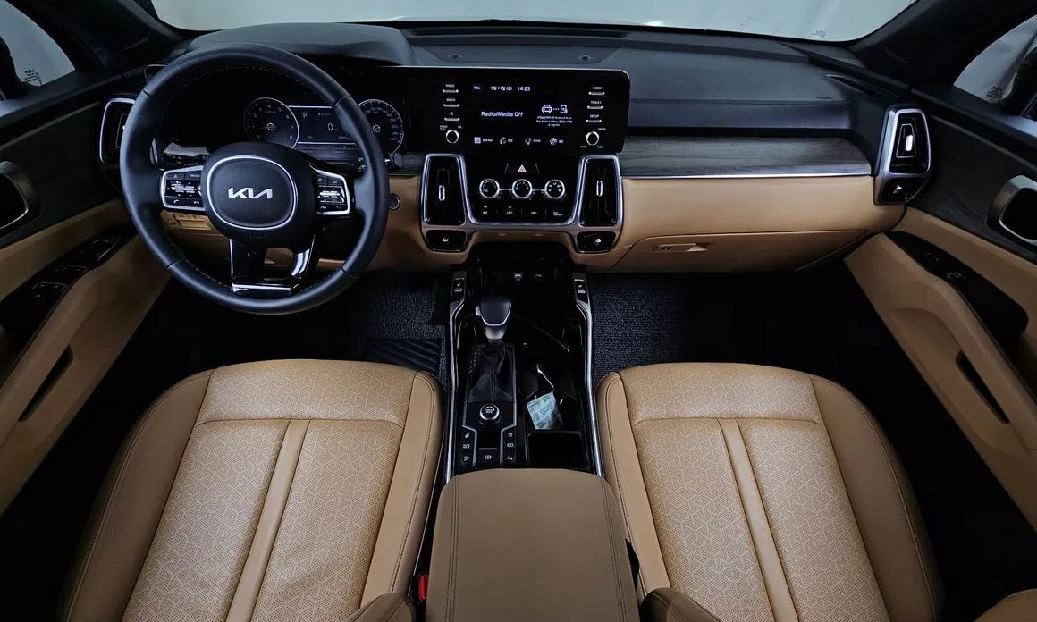 Kia Sorento — фото 4