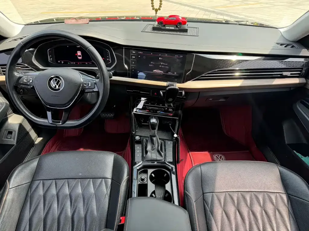 Volkswagen Passat — фото 4