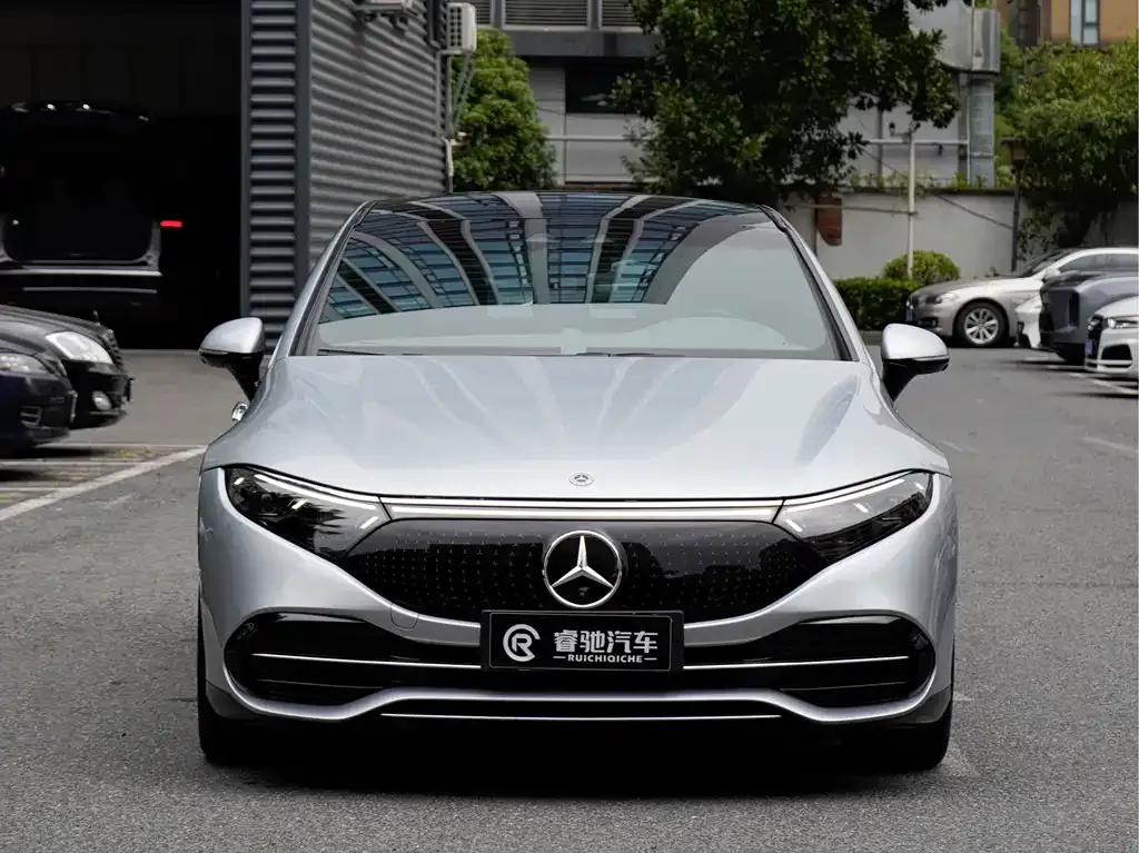 Mercedes-Benz EQS — фото 10