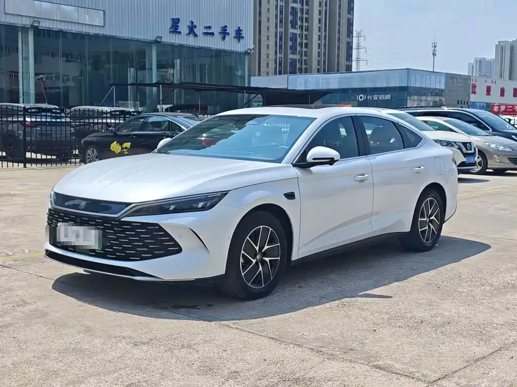 BYD Qin L — фото 1