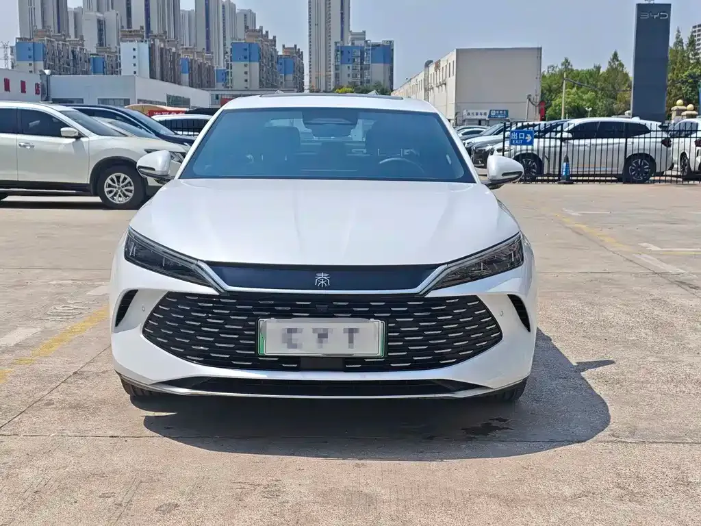 BYD Qin L — фото 9