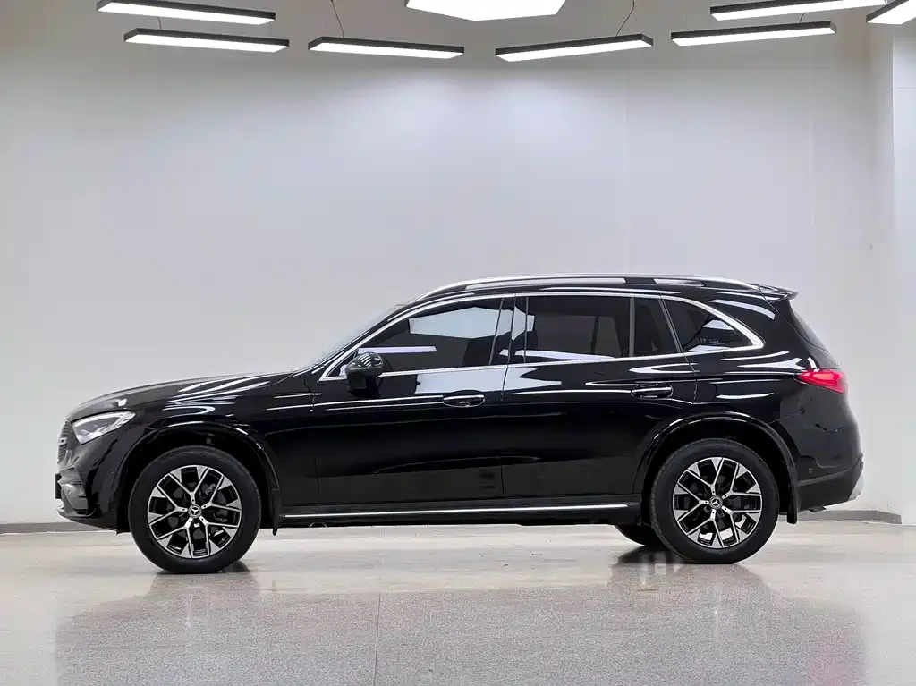 Mercedes-Benz GLC — фото 9
