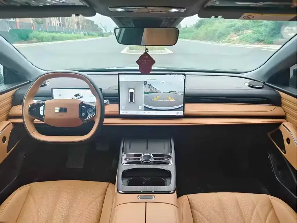 Geely Galaxy Xingyao 8 — фото 6