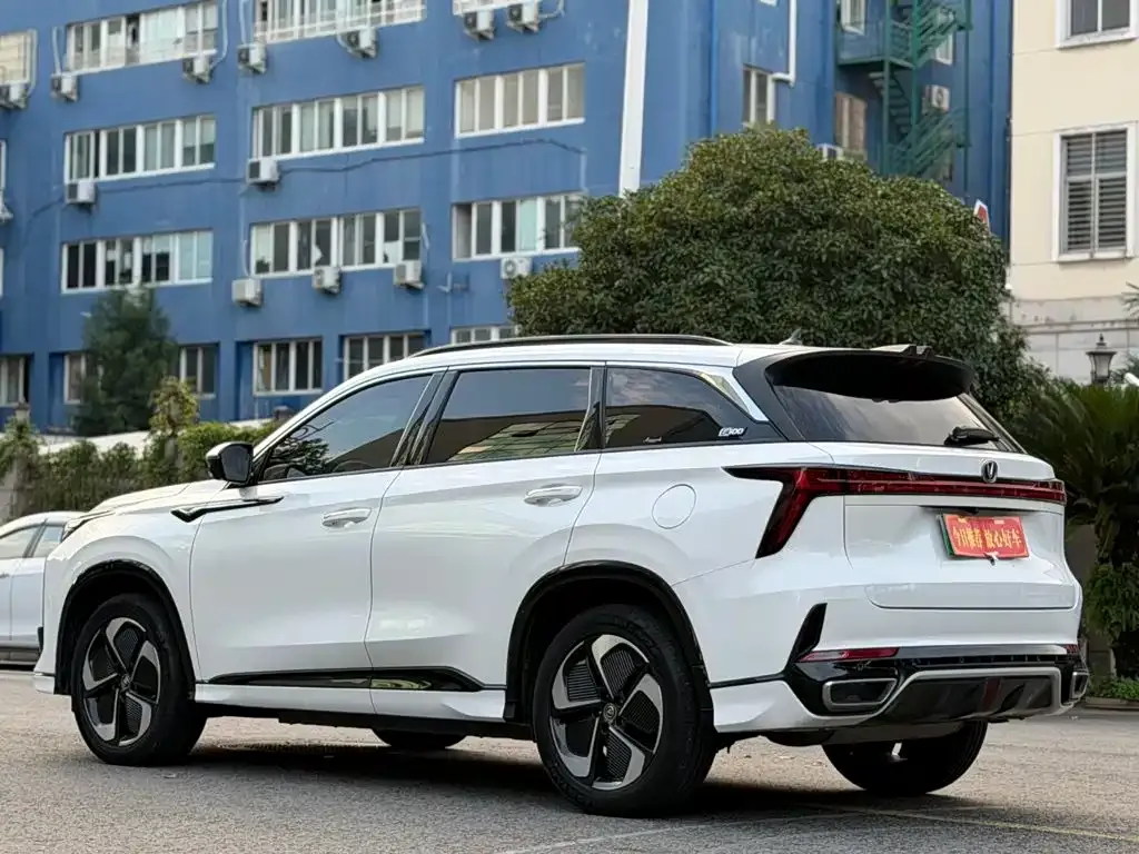 Changan CS75 PLUS iDD — фото 8