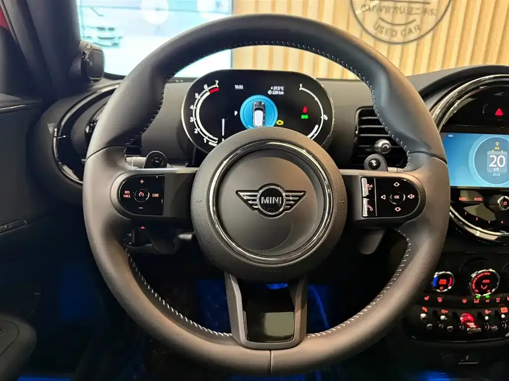 MINI Clubman — фото 10