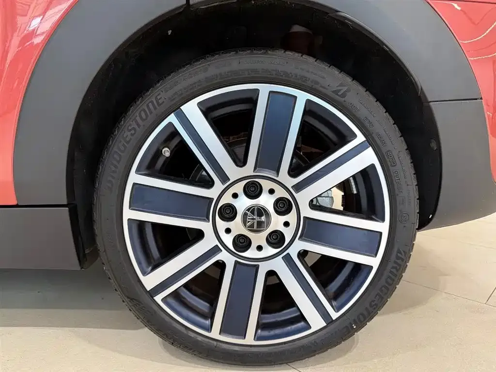 MINI Clubman — фото 5