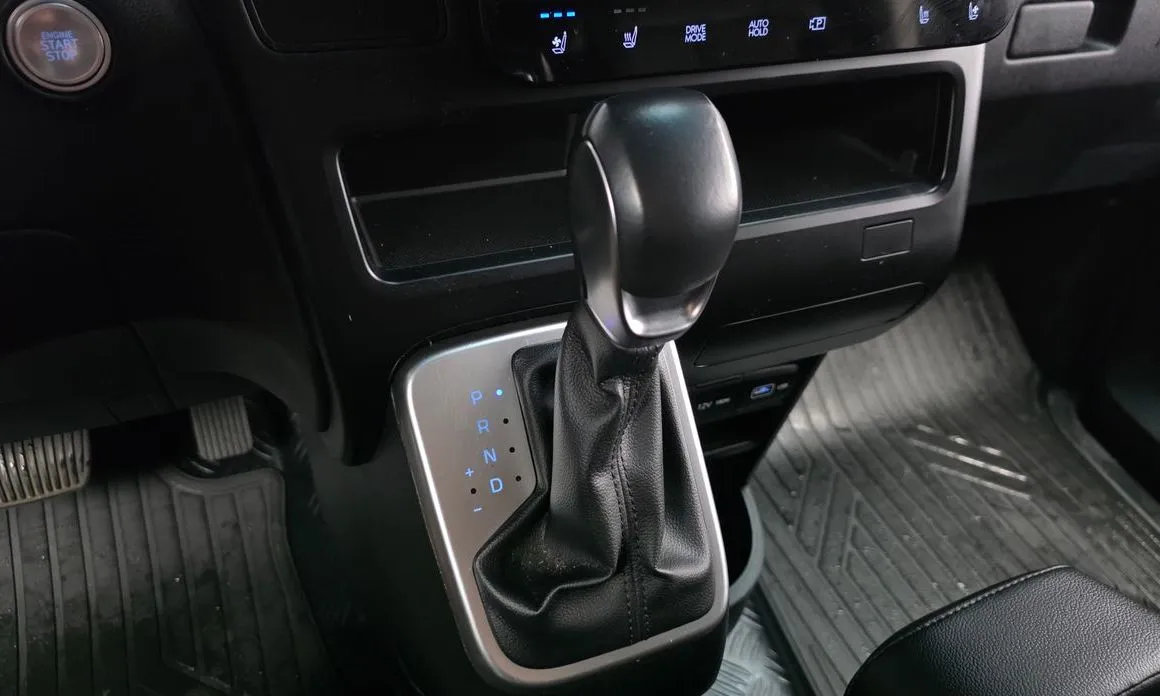 Hyundai Staria — фото 3