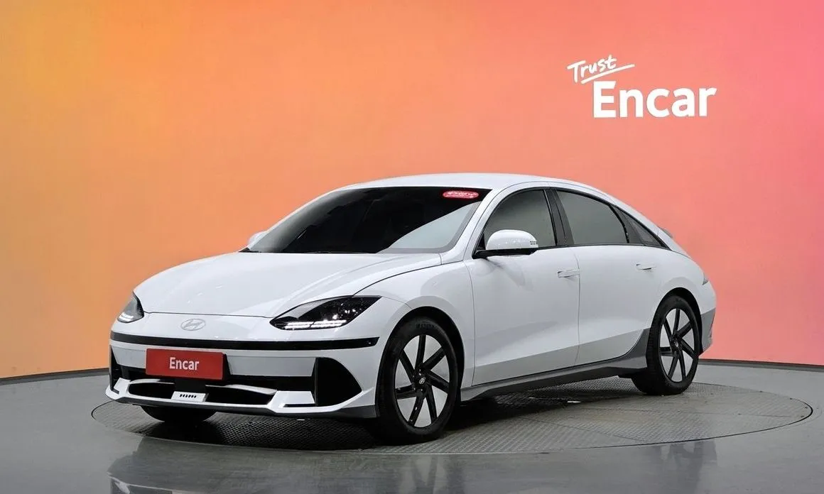 Hyundai Ioniq6 — фото 1
