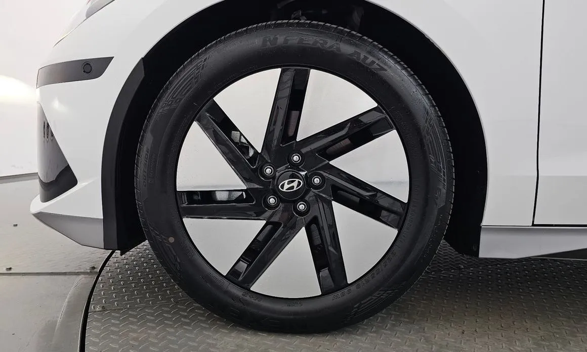 Hyundai Ioniq6 — фото 7